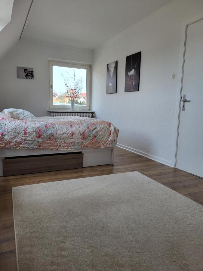 Westkueste Ferienwohnung Хайде Екстериор снимка